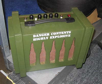 The Ammo Box Amp : Ready to Blow Up the Audience !