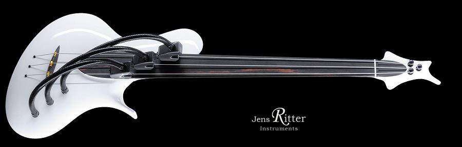 Jens-Ritter-E-bow-3-strings-bass