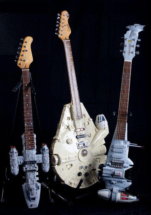 Star Wars Guitars, the Whole Fleet !