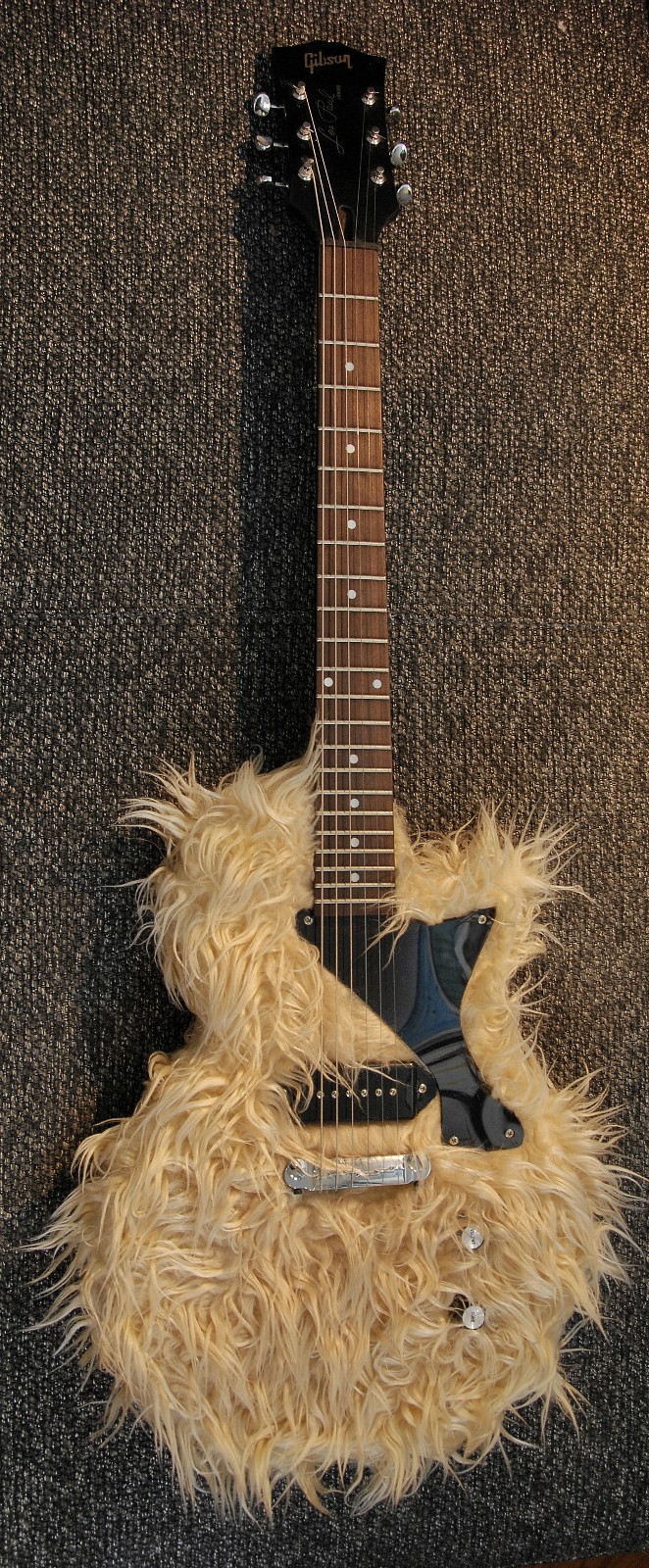 The Love Child of Chewbacca and a Guitar
