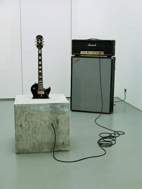 Guitar-Concrete-Block