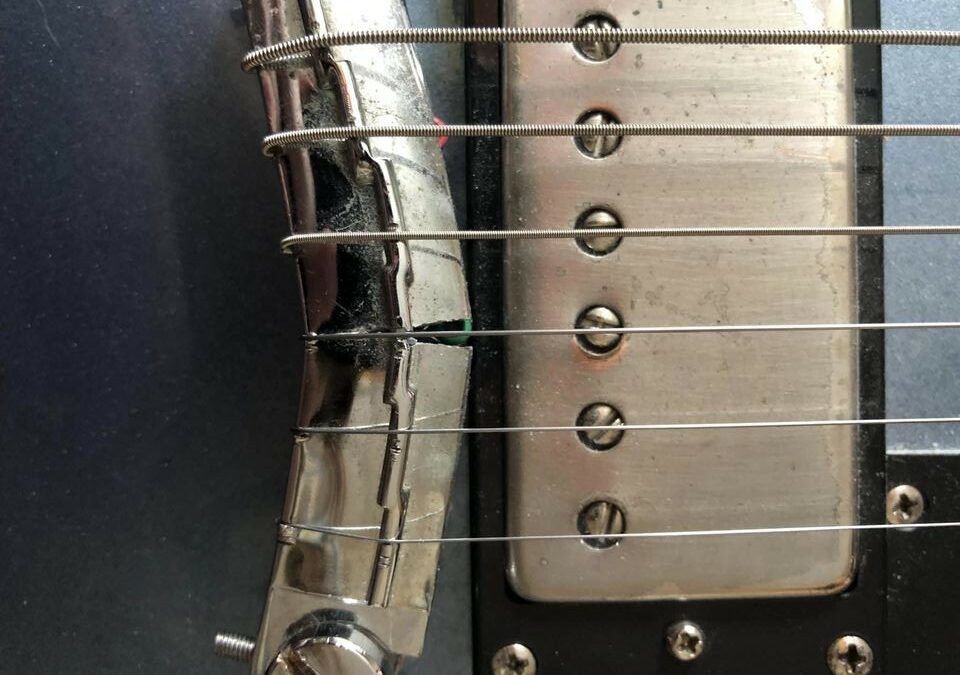 That SG Bridge Cracked Under Riff Pressure ?