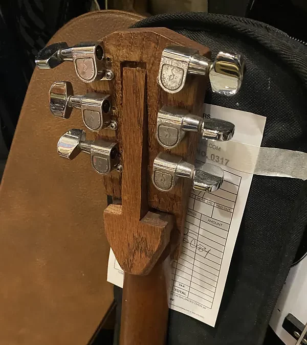 Guild D4 Repair : Handyman’s Dream or Luthier’s Nightmare? You Decide!