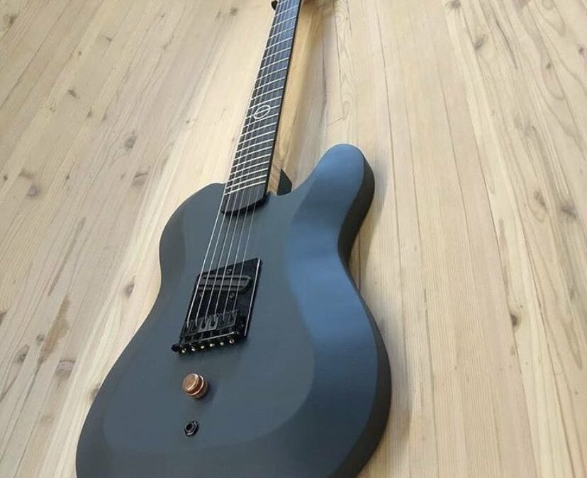 Straight Line Theory: This Guitar’s Hardware is Lining Up to Rock!
