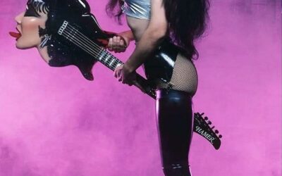Guitar Face-Off: Maxine Petrucci and the Cheekiest Hamer Superstrat in Town
