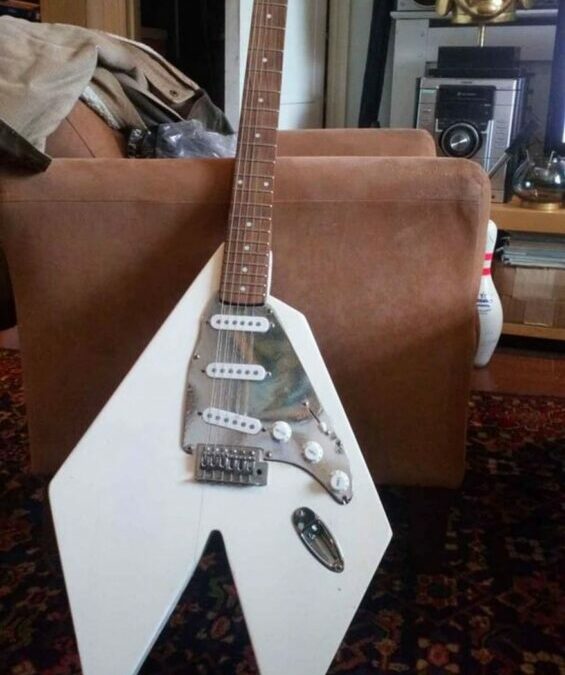 The Flying V That Couldn’t Decide What It Wanted To Be